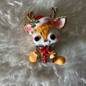 NWT Reindeer Brooch